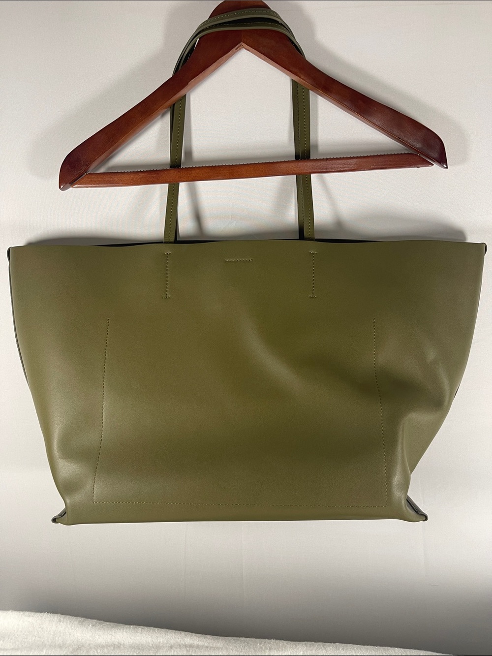 Everlane The Luxe Italian Leather Tote Bag - Picture 8 of 17